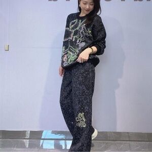 Black Minnie Mouse Sweater and Pants Set